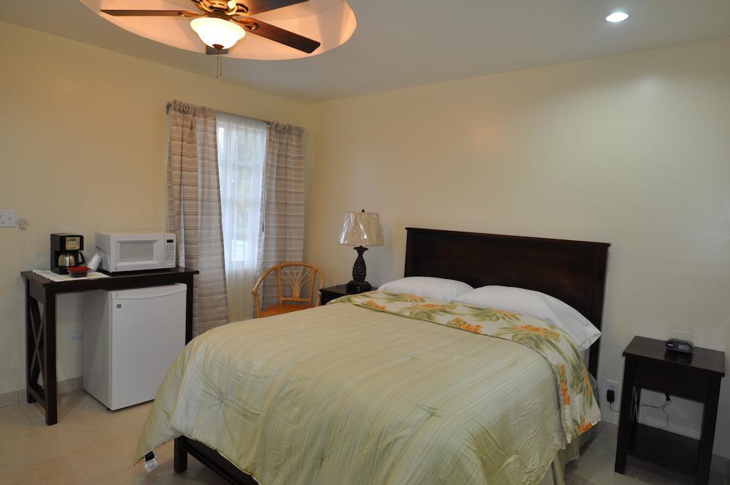 Rainbow Hotel Cayo Caulker Habitación foto
